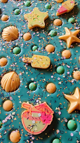 Bikini Babe Soy Wax Melt Brittle.