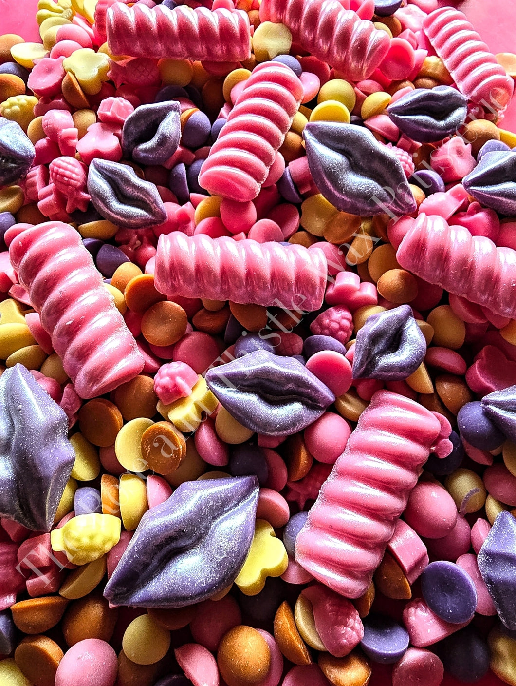 Marshmallow and Passionfruit Martini Soy Wax Melt Mixed Mini Shapes Bag