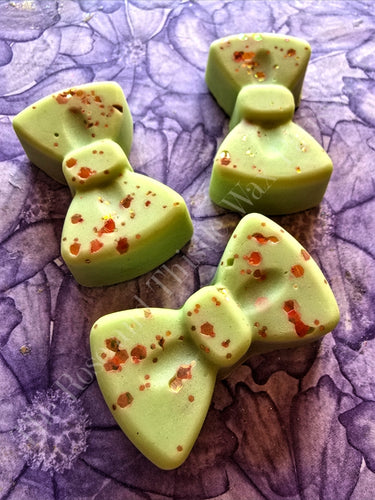 Fuzzy Soy Wax Melt Bow