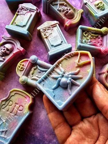 Lush Nova Soy Wax Melt Tomb Stone